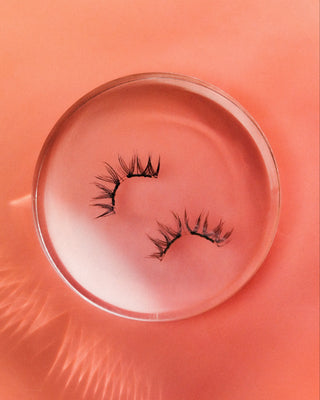 Santai reusable magnetic lashes Afterhours style with storage case, hypoallergenic — view 3